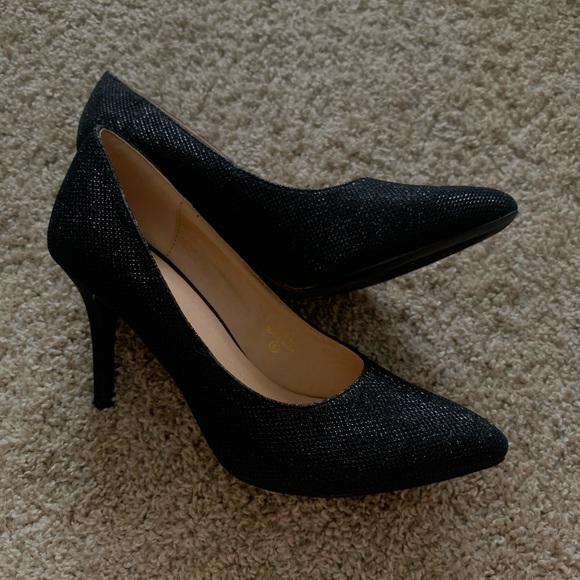 Bella Marie black heels - Picture 5 of 16